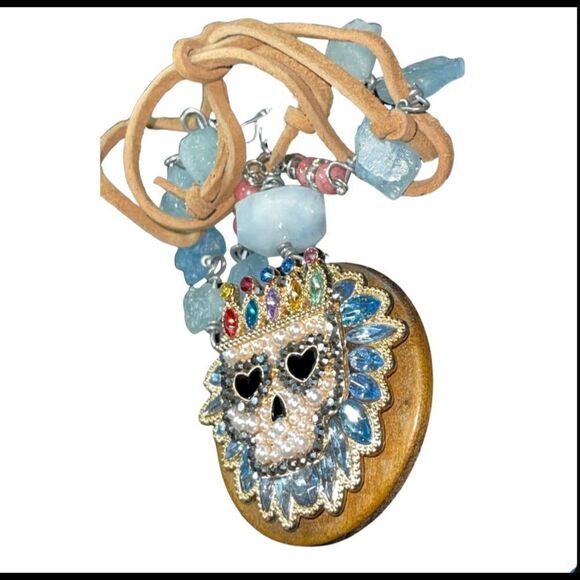 **HOST PICK** Artisan OOAK Sparkly Call the Witch Doctor Necklace in Blue - Picture 3 of 5